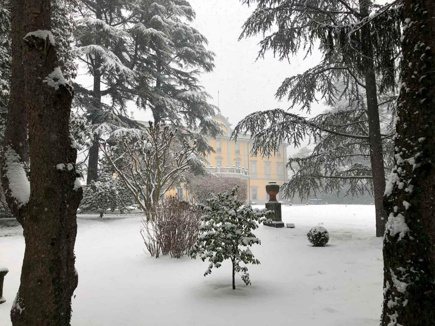 matrimonio-in-inverno-neve-villa-acquaroli